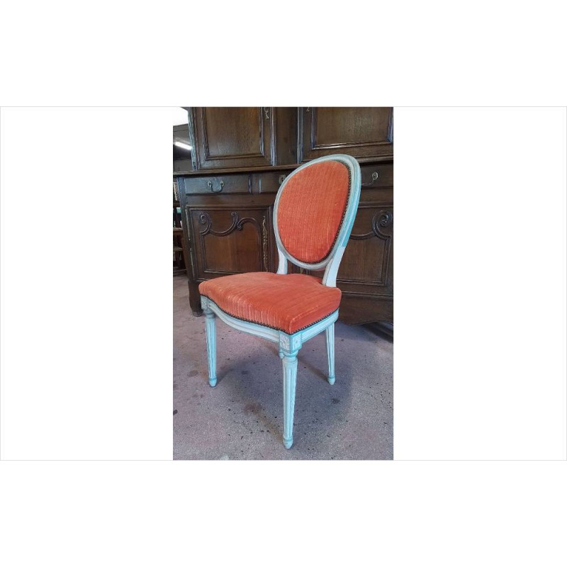 CHAISE