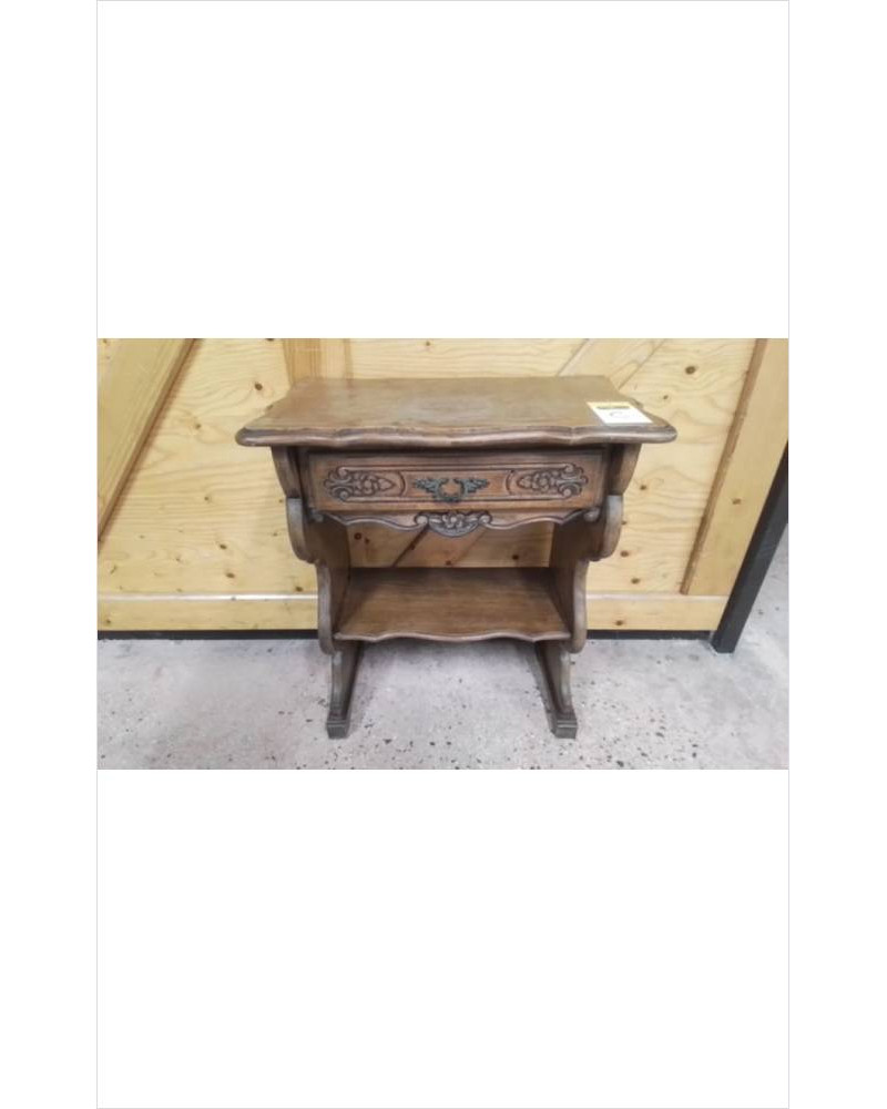 MEUBLE D’APPOINT PLACAGE CHÊNE EN L’ÉTAT 