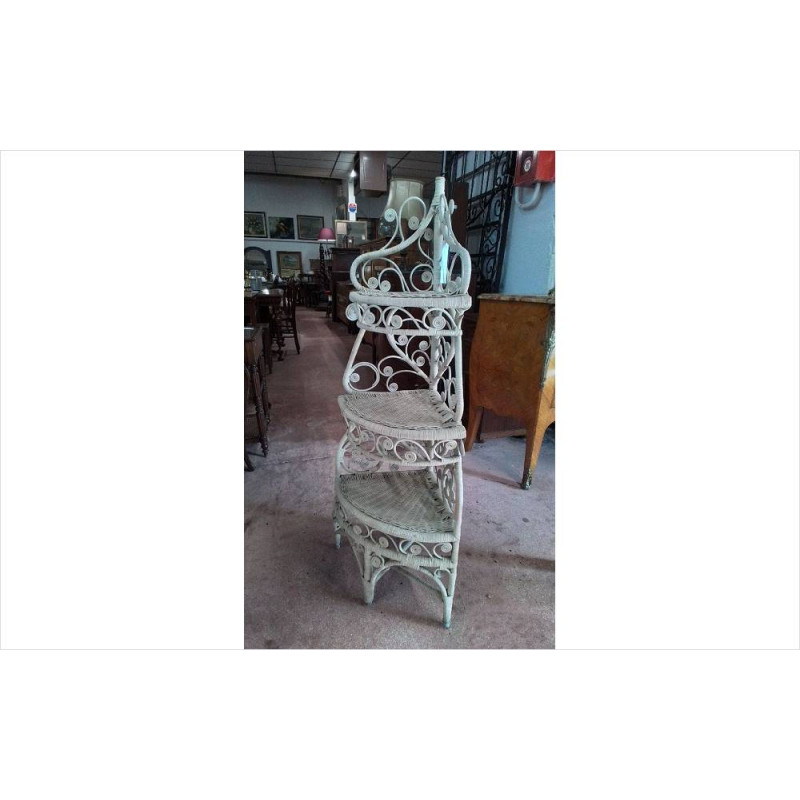 ETAGERE D\'ANGLE ROTIN