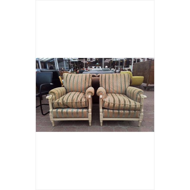 PAIRE DE FAUTEUILS STYLE LOUIS XVI