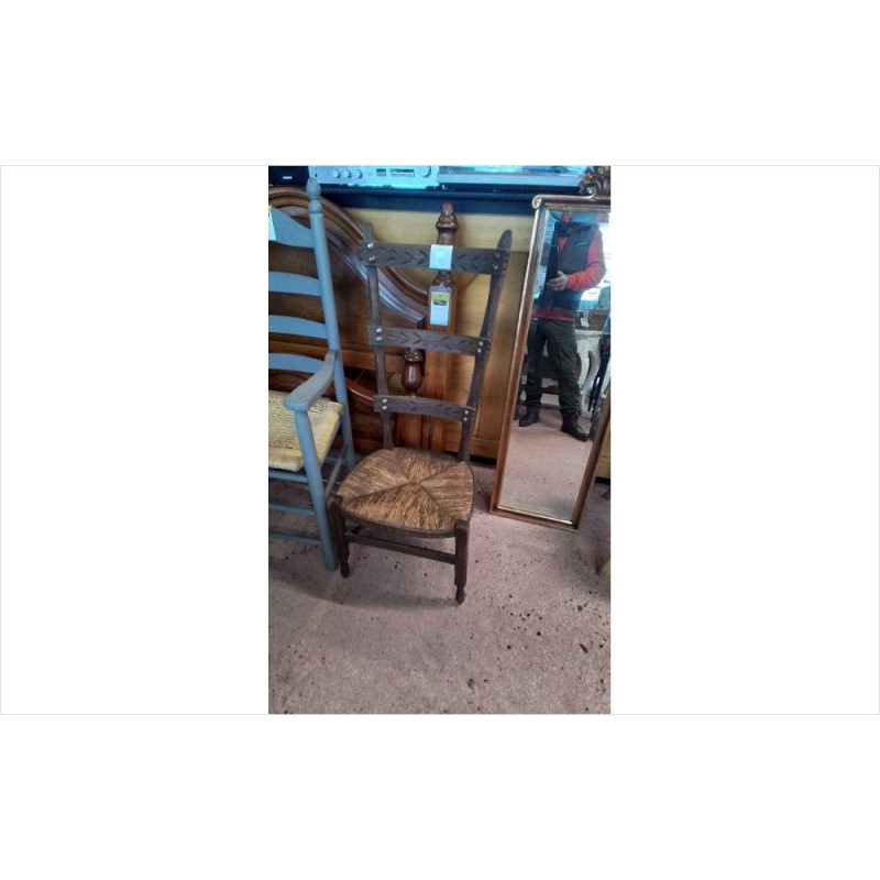CHAISE PAILLEE 