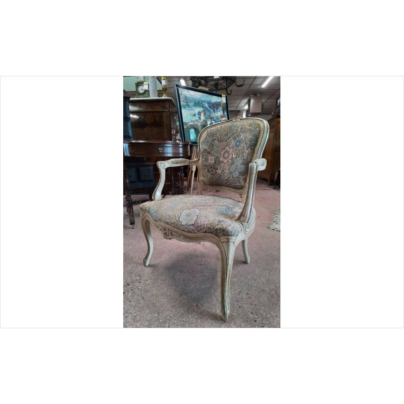 FAUTEUIL CABRIOLET DE STYLE LOUIS XV 