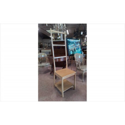 CHAISE PORTE-SERVIETTES