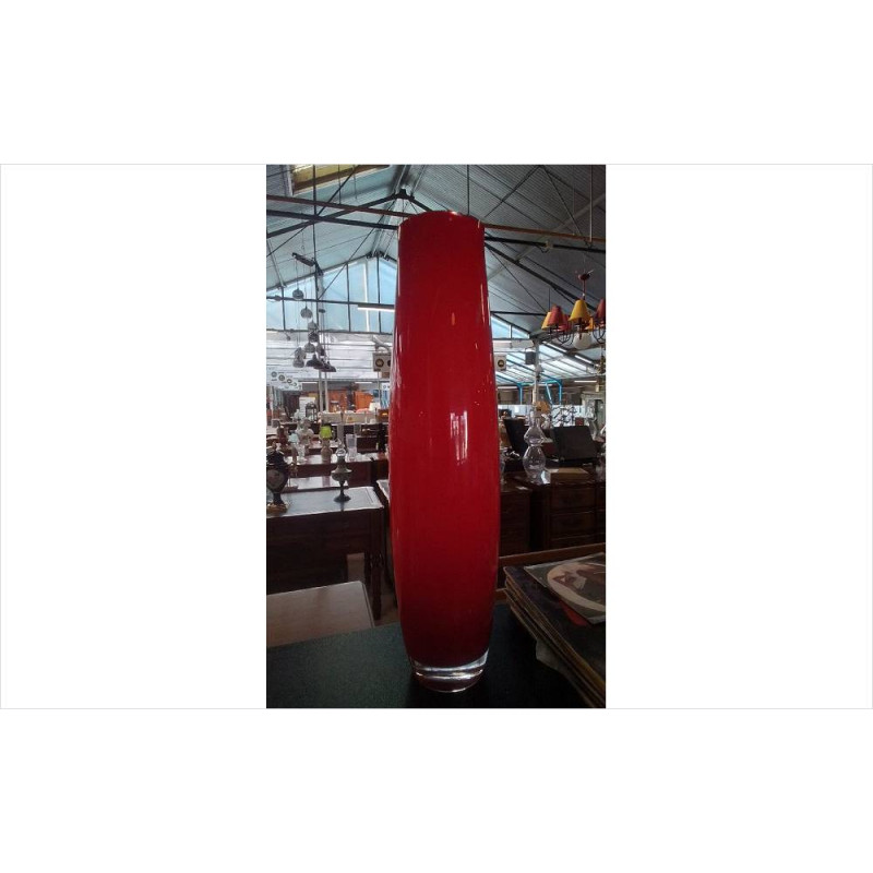 VASE ROUGE 