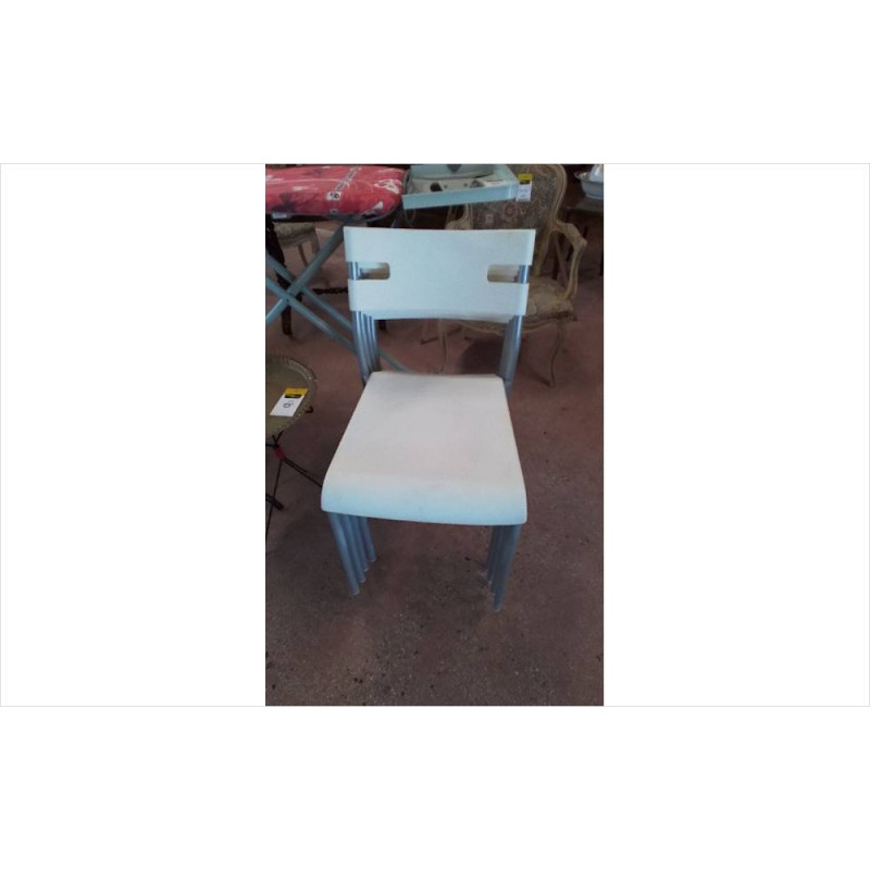 LOT DE 4 CHAISES 