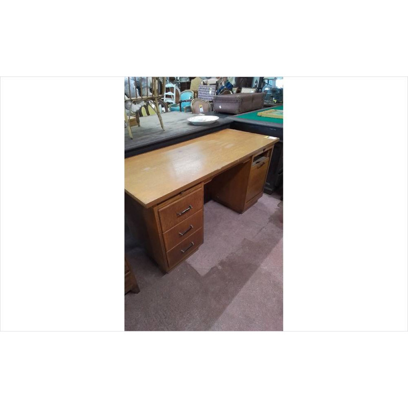 BUREAU CHENE 