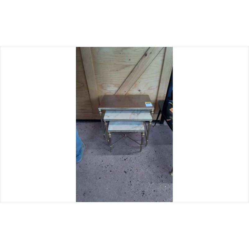 TABLE GIGOGNE LAITON 