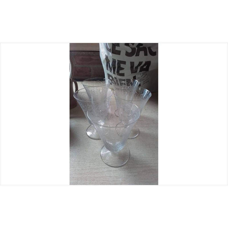 LOT DE VERRES