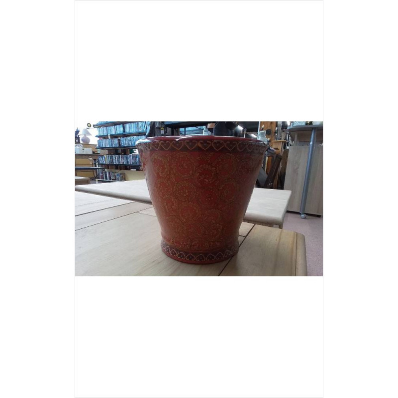 CACHE-POT 