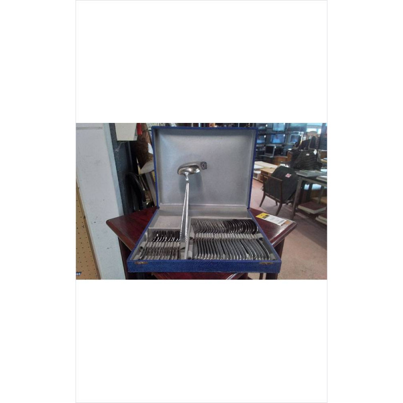 MÉNAGÈRE INOX