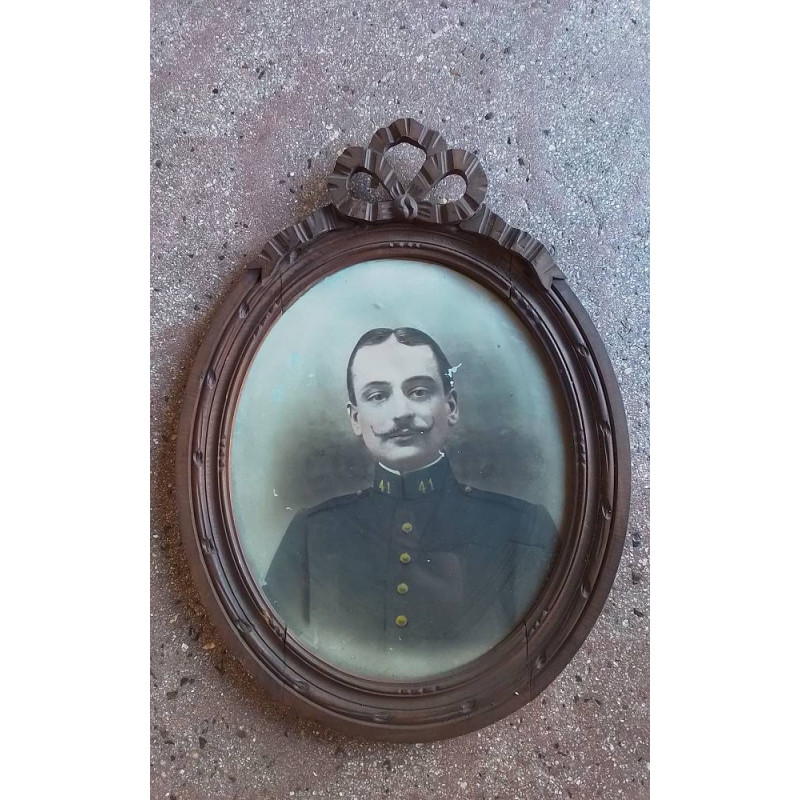 CADRE MÉDAILLON 