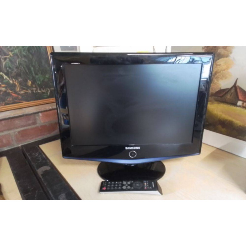 TÉLÉVISEUR SAMSUNG 48 CM + TÉLÉCOMMANDE SANS TNT