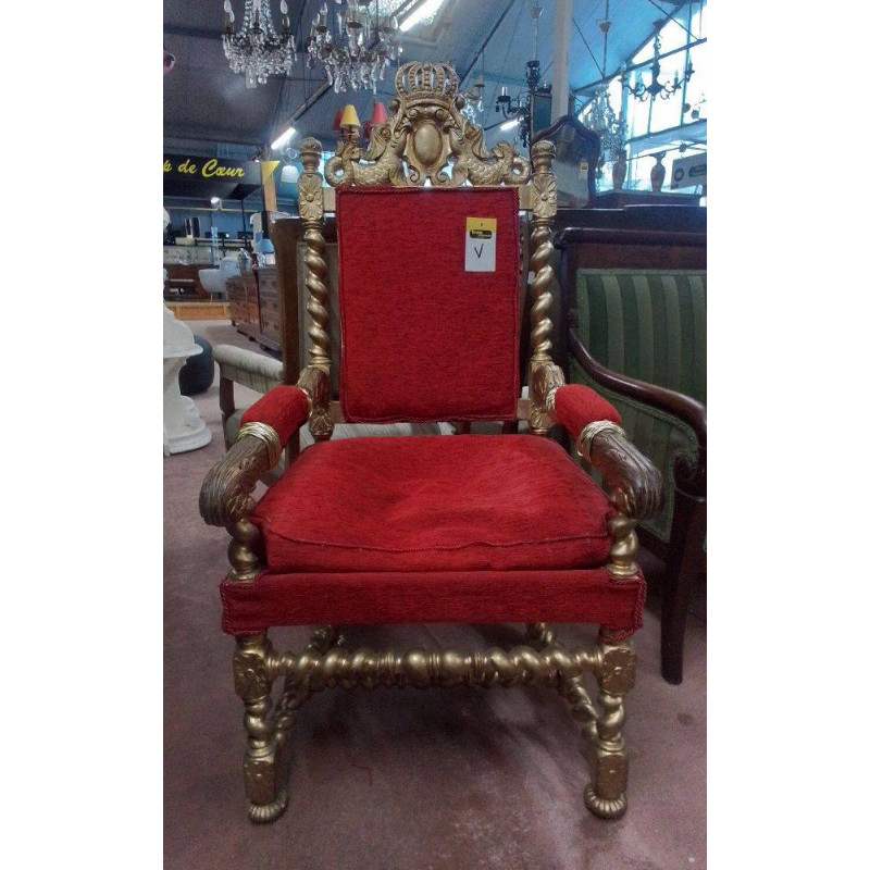 FAUTEUIL BAROQUE DORÉ EN L’ÉTAT 