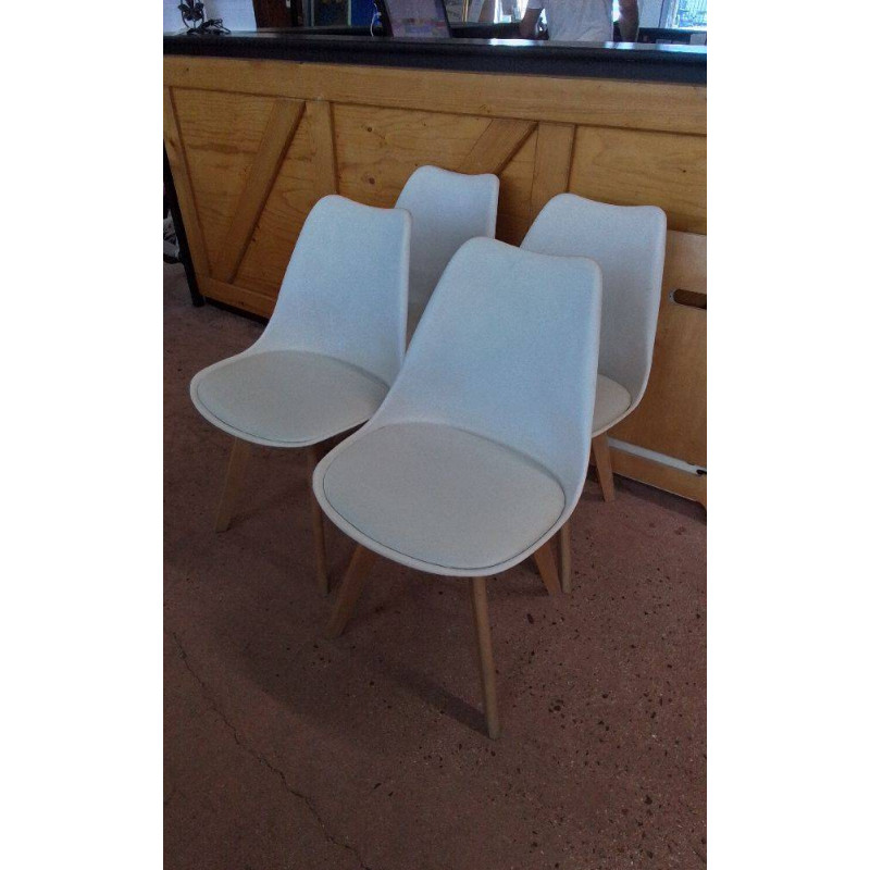 LOT DE 4 CHAISES MODERNE 
