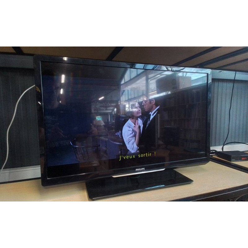 TÉLÉVISEUR PHILIPS 80 CM TNT + TÉLÉCOMMANDE 