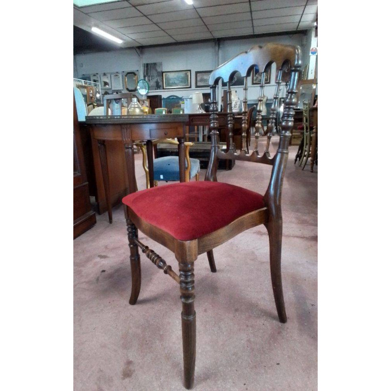 CHAISE