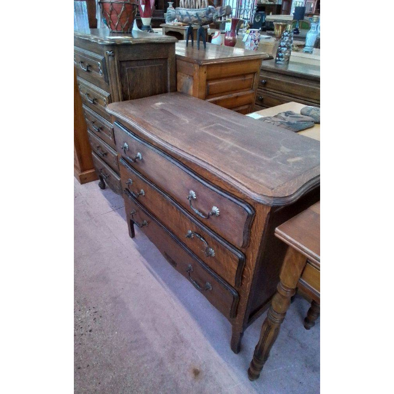 COMMODE DANS L’ÉTAT 