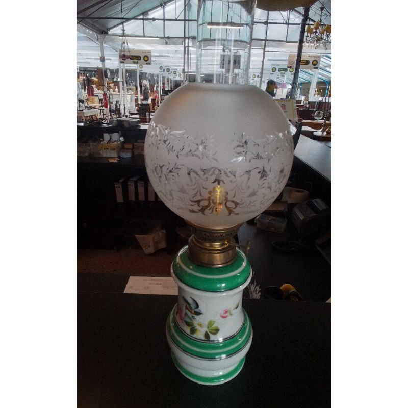 LAMPE À PÉTROLE 
