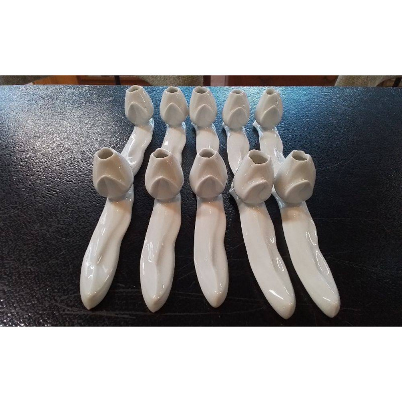 LOT DE 10 PORTES COUTEAUX PORCELAINE 