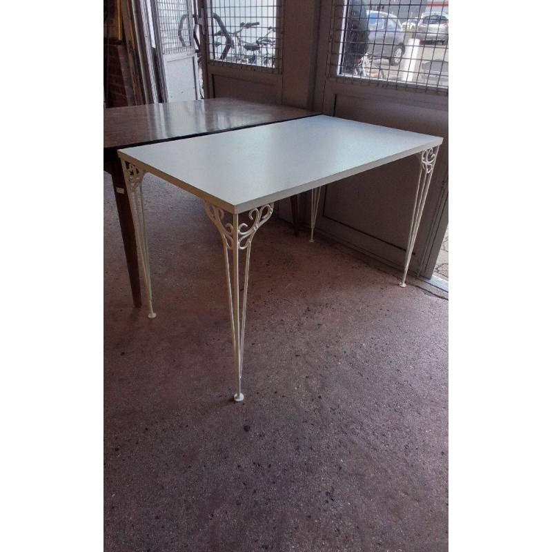 TABLE BUREAU 