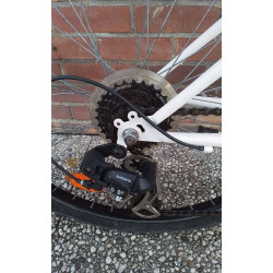 VTT FEMME BTWIN S 26.21 VITESSES