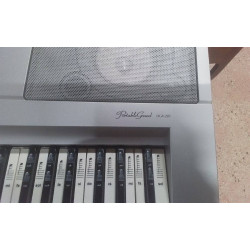 CLAVIER NUMÉRIQUE YAMAHA DGX-205