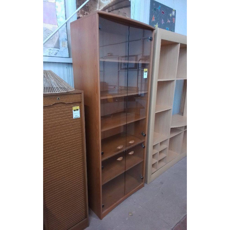 BIBLIOTHÈQUE VITRÉ 