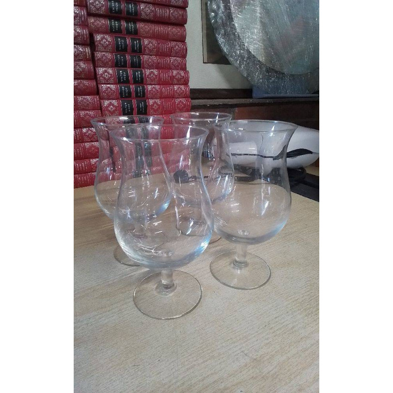 LOT DE 4 VERRES