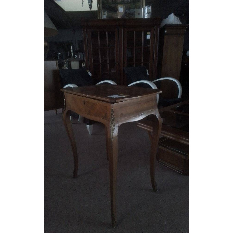 TABLE A OUVRAGES MARQUETERIE 