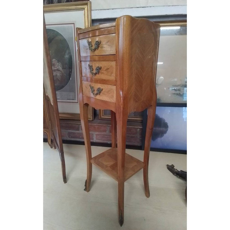 MEUBLE D’APPOINT MARQUETERIE 