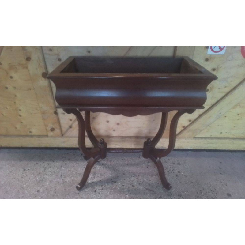 JARDINIÈRE ANCIENNE EN L’ÉTAT 