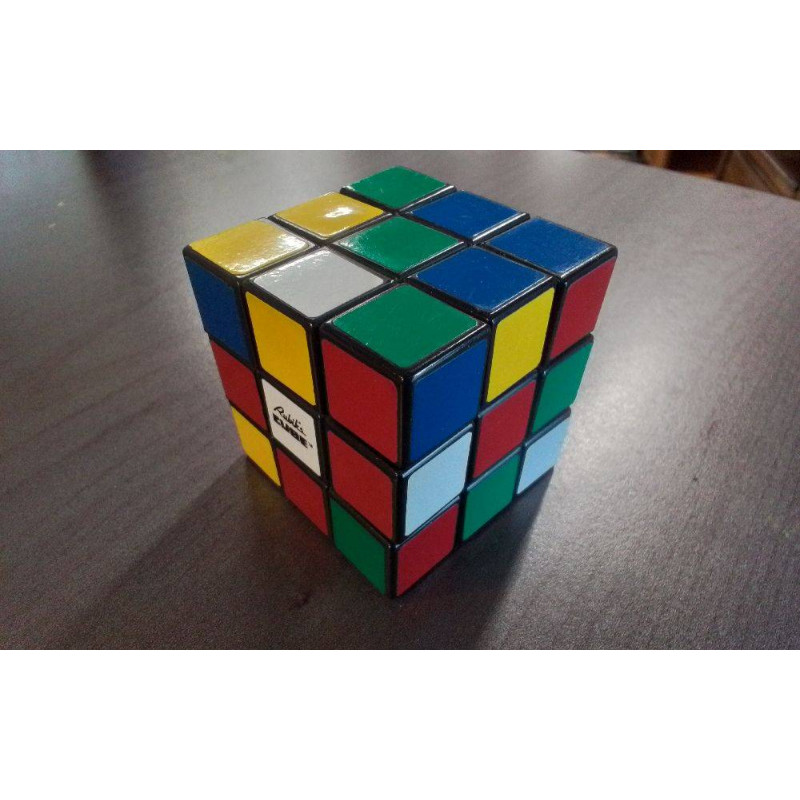RUBIK’S CUBE