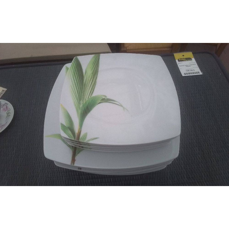 LOT D’ASSIETTES PORCELAINE 