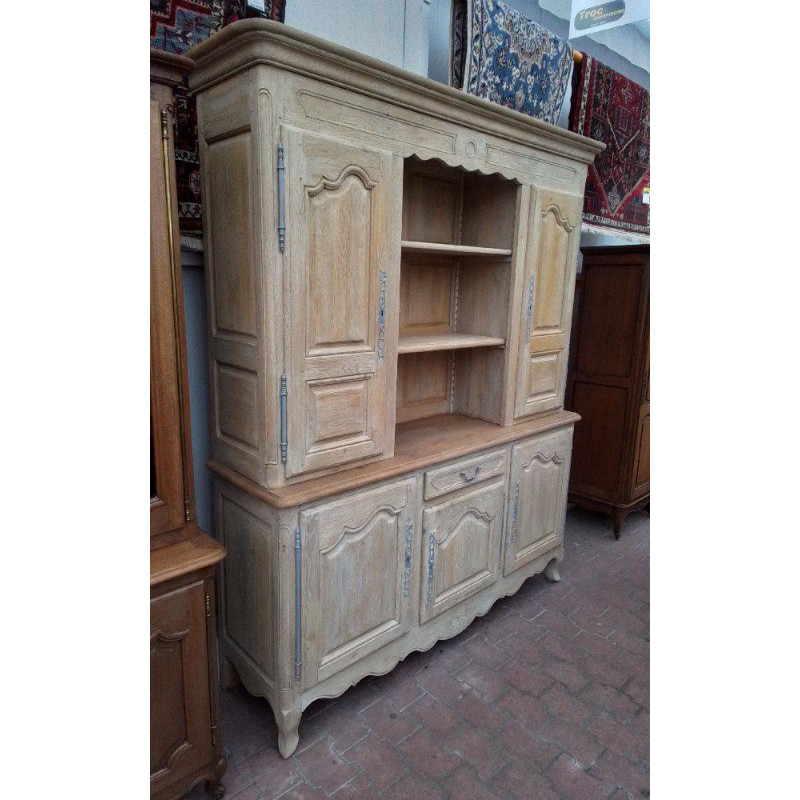 BUFFET 2 CORPS CHENE 