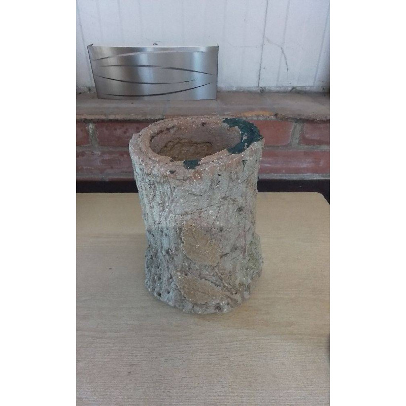 JARDINIÈRE EN PIERRE 