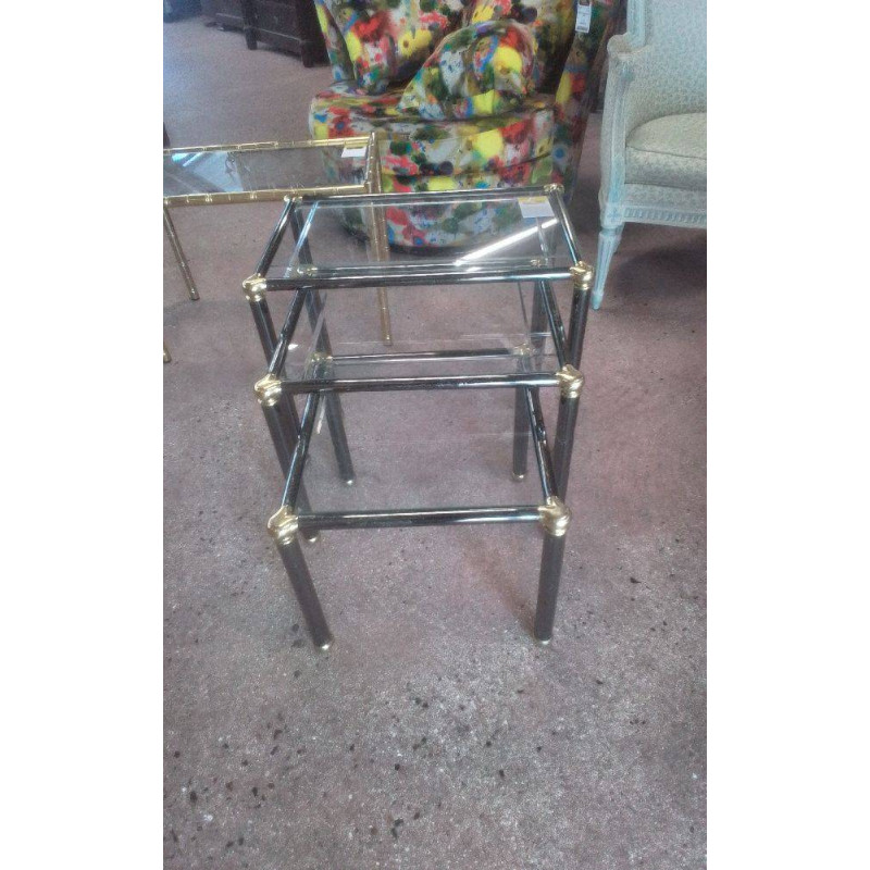 TABLE GIGOGNE DESSUS VERRE 