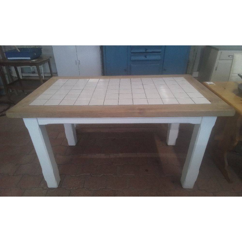 TABLE CUISINE CARRELÉE 