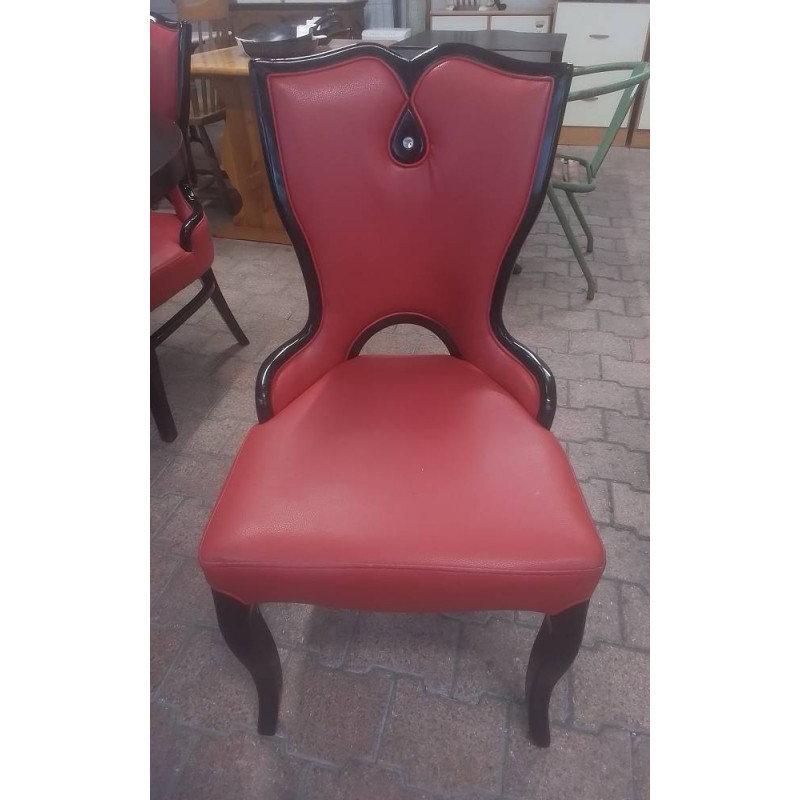 LOT DE 4 CHAISES SKAÏ ROUGE