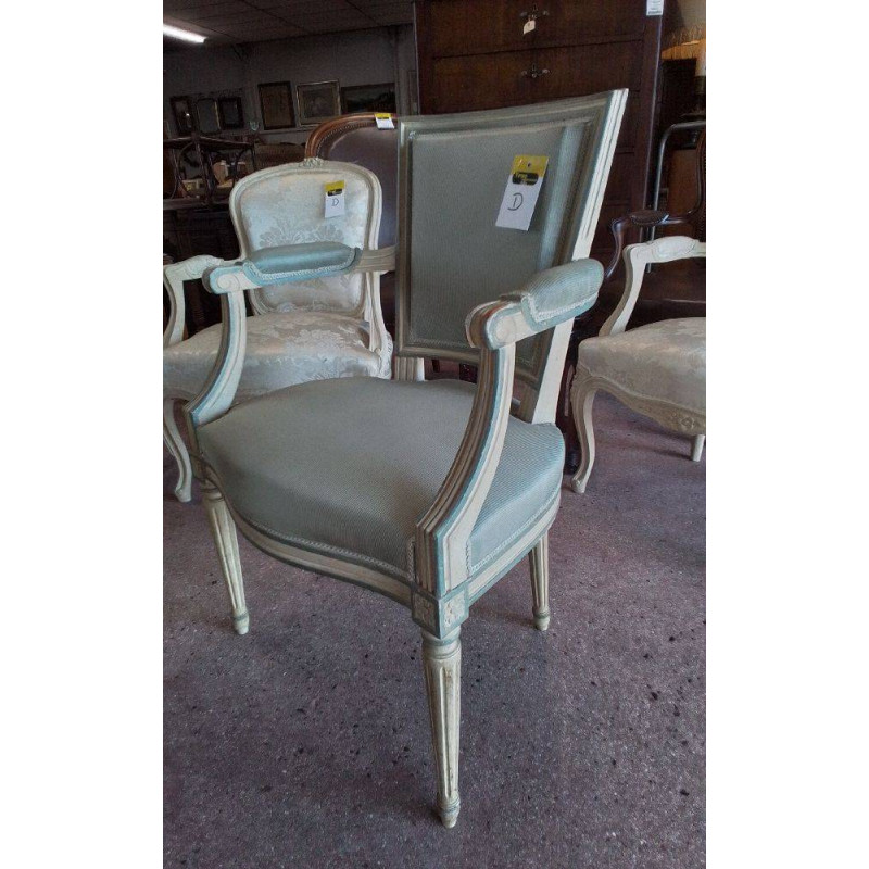 FAUTEUIL DE STYLE LOUIS XVI 