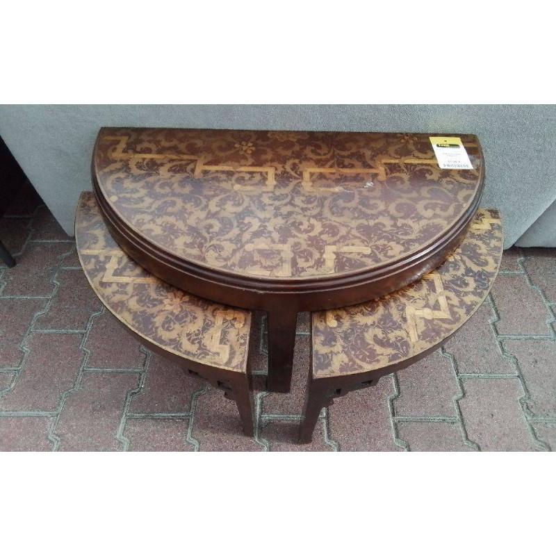 TABLE GIGOGNE CHINOISE 