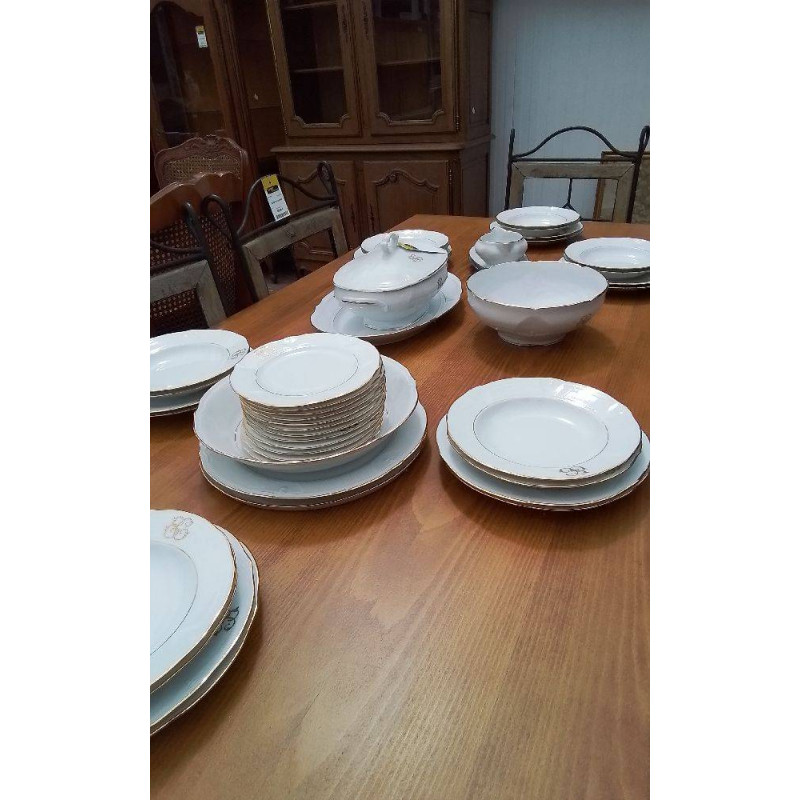 SERVICE DE TABLE PORCELAINE LIMOGES 