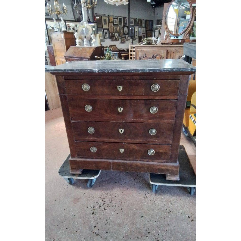 COMMODE ACAJOU DESSUS MARBRE 