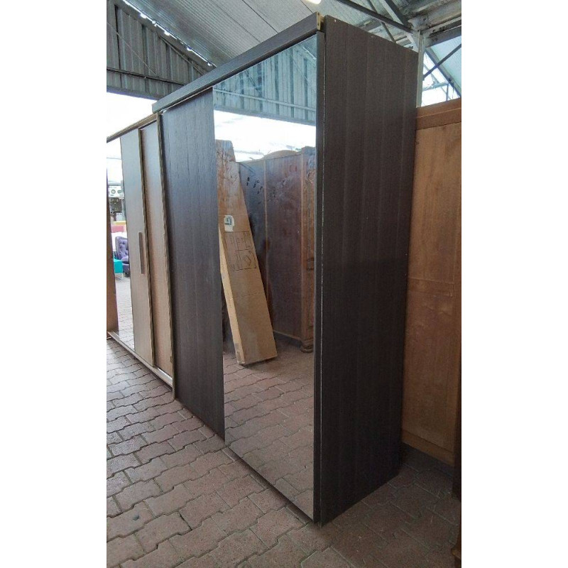 ARMOIRE PORTES COULISSANTE 