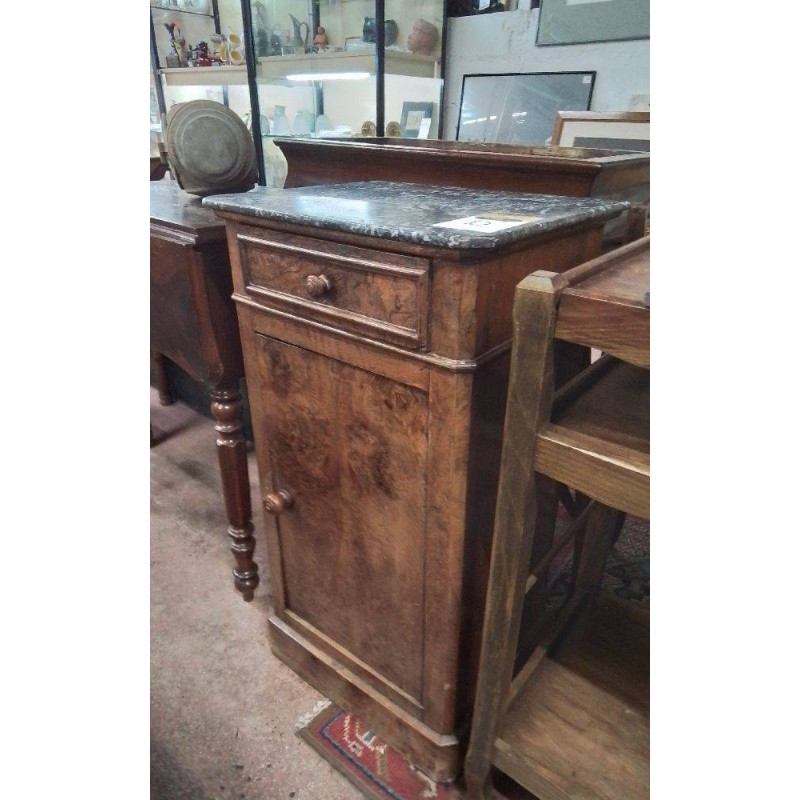 CHEVET ANCIEN 