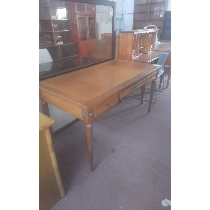 TABLE BUREAU ST LOUIS XVI DESSUS CUIR 