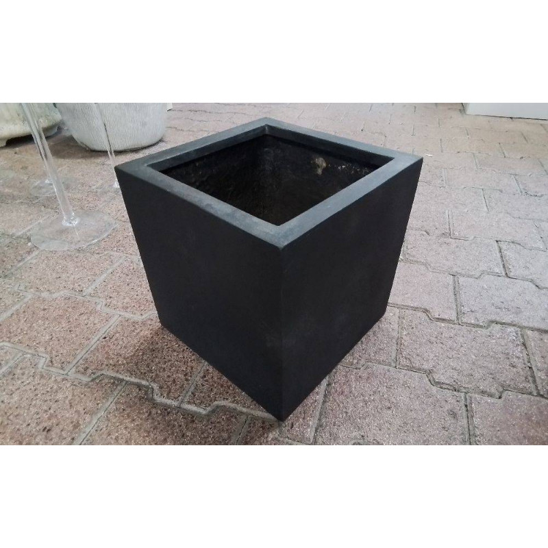 JARDINIÈRE RÉSINE PM 30X30X30