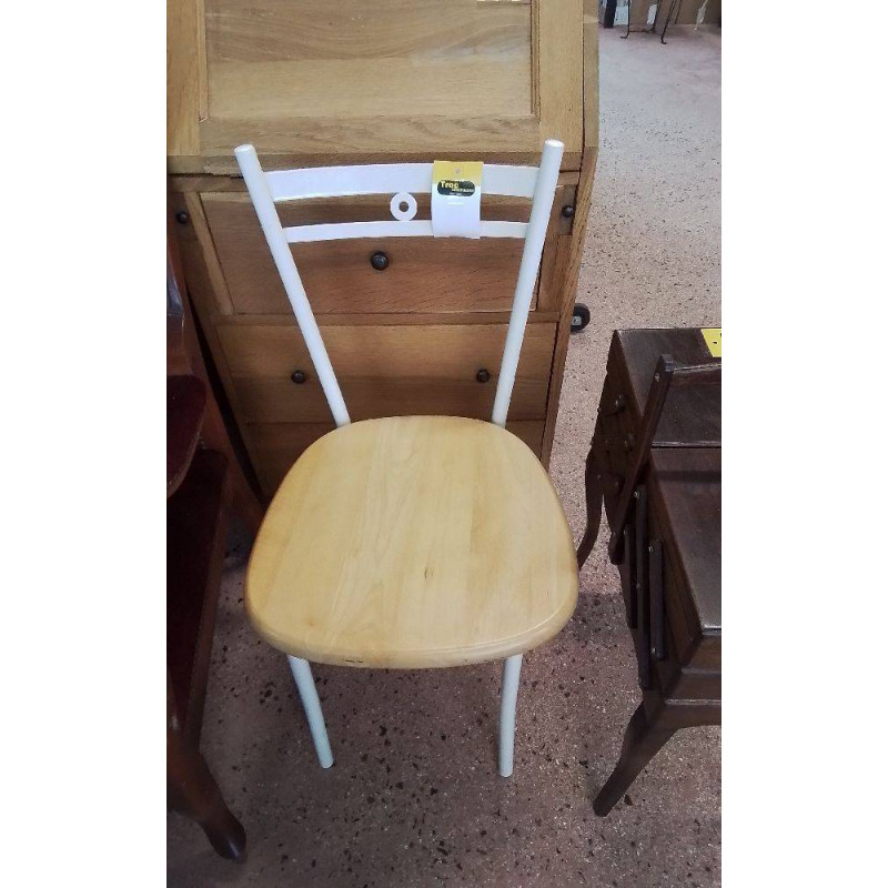 CHAISE 