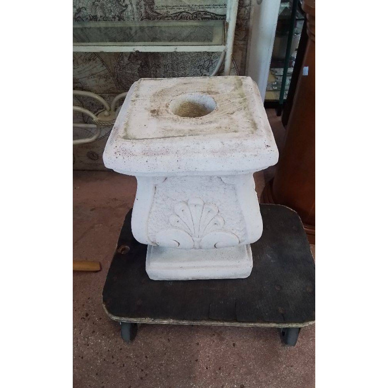 SOCLE PIERRE 