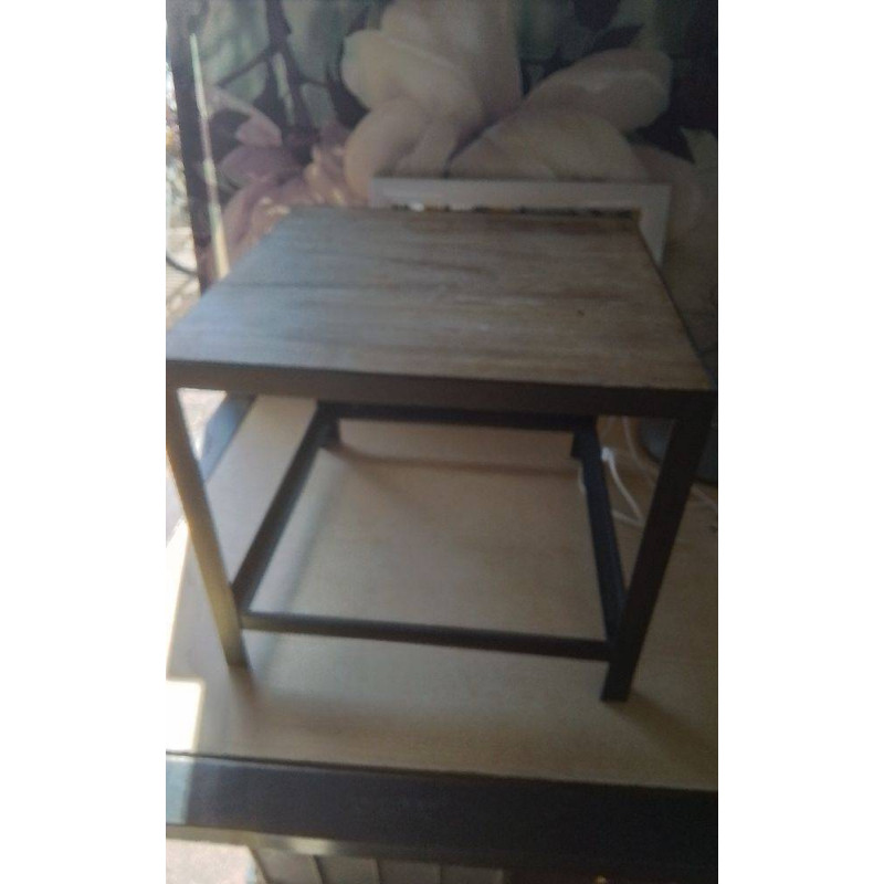 TABLE D’APPOINT 