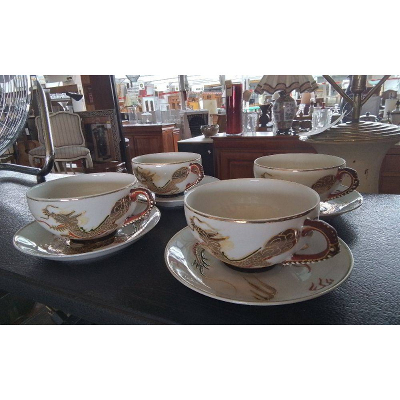 SERIE DE 5 TASSES, JAPON